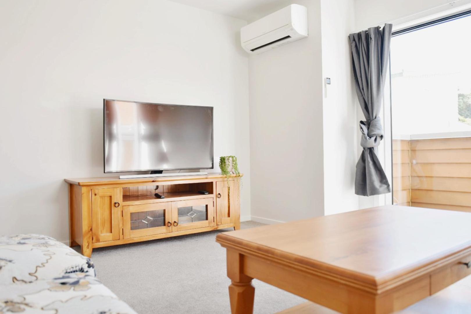 Johnsonville Brand New Lovely Townhouse Wellington Esterno foto