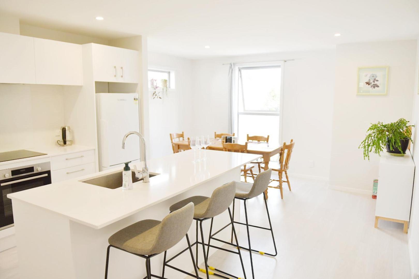 Johnsonville Brand New Lovely Townhouse Wellington Esterno foto